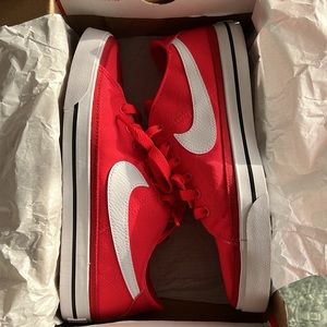 Nike court legacy canvas shoes size 8.5 womens in Sire. red and white